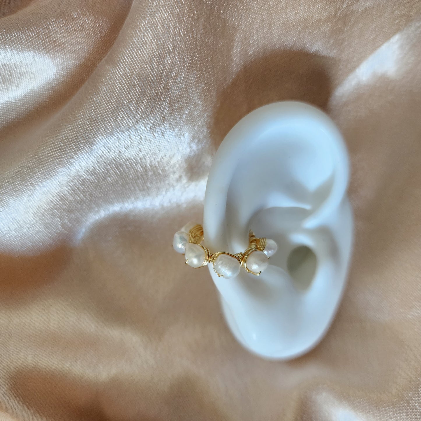 Earcuff perlita